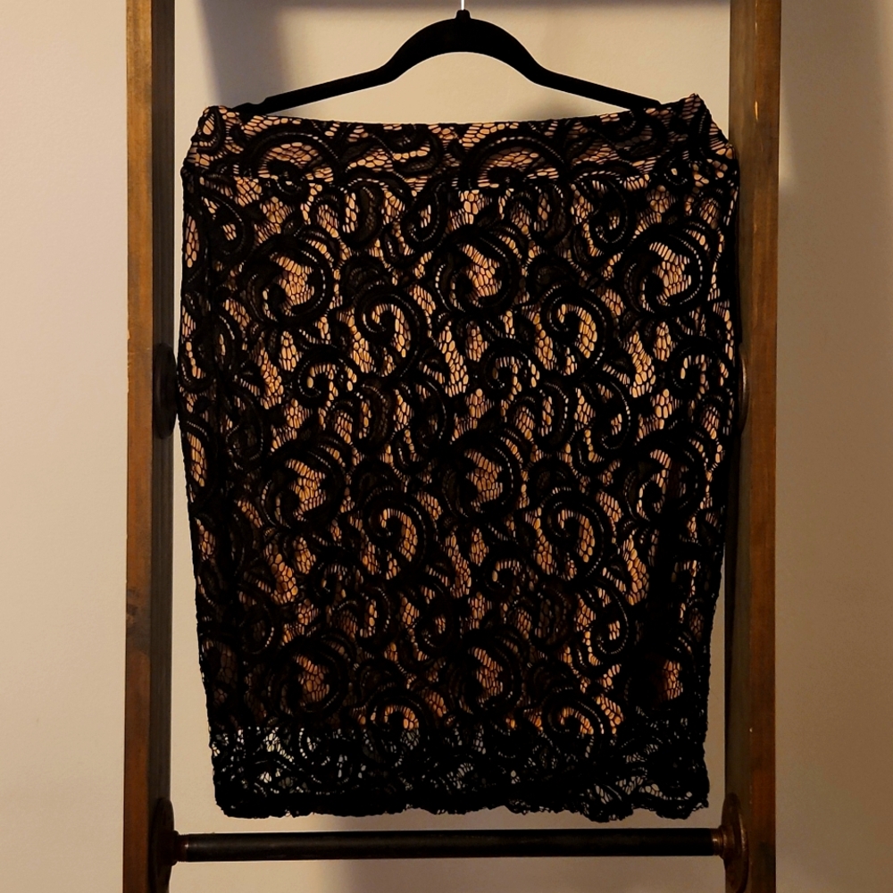 Black and nude lace pencil skirt